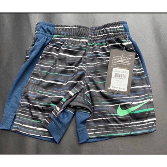 NWT Nike Athletic Set Boys Size 2T - Picture 3 of 3